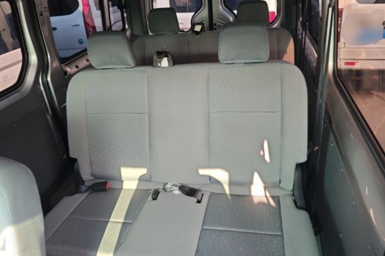 Used Foton Toano 2023 2.0T Automatic Jixiang Long-Wheelbase Mid-Height Rear Single Tire 7/9-Seater