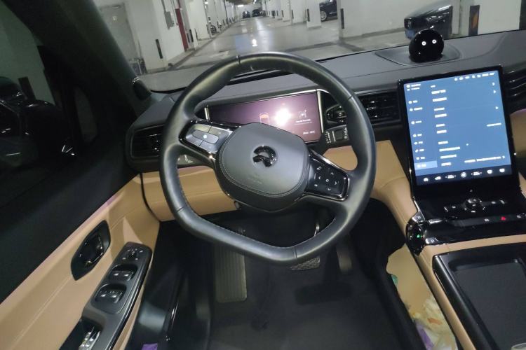 Used Nio ES8 2020 415 km Range 6-Seater Version