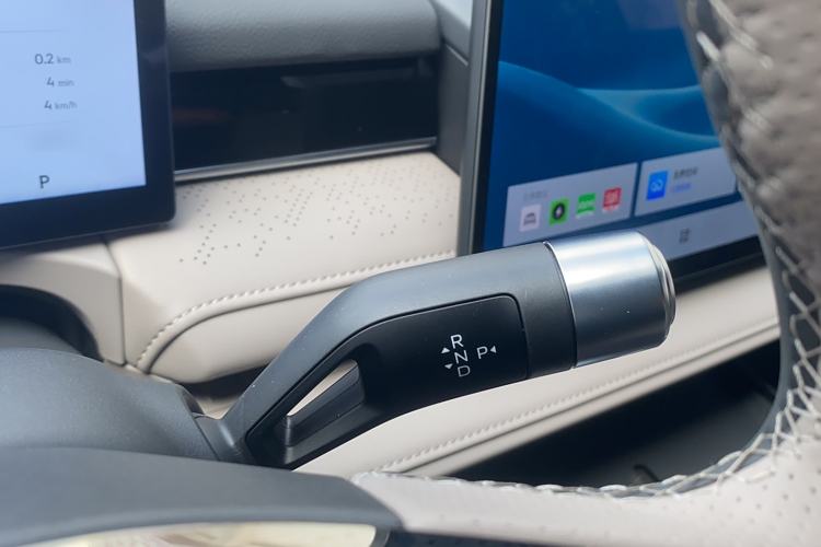 Used Geely Galaxy Galaxy 8 2025 130km EM-i Flagship Edition
