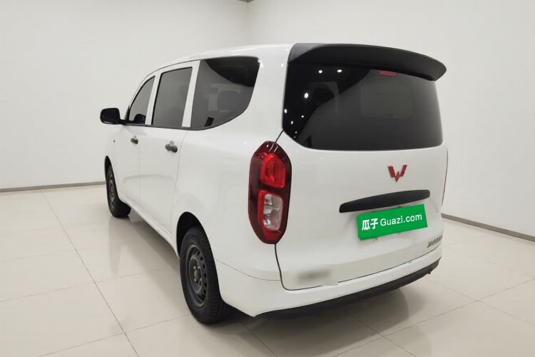 Used Wuling Hongguang New Energy 2024 All-Electric Model 300KM Practical Version Exterior 3