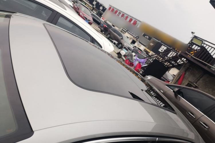 Used Volkswagen Magotan 2017 330TSI DSG Luxury Model
