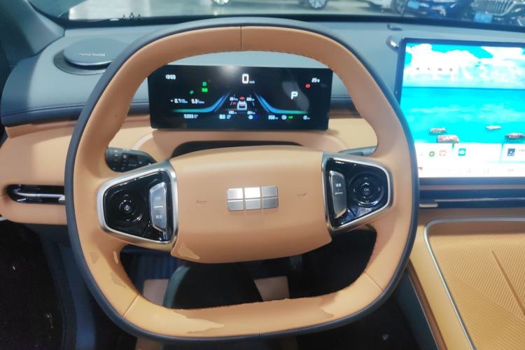 Used Geely Galaxy Xingjian 7 EM-i 2025 120km Launch+ Version
