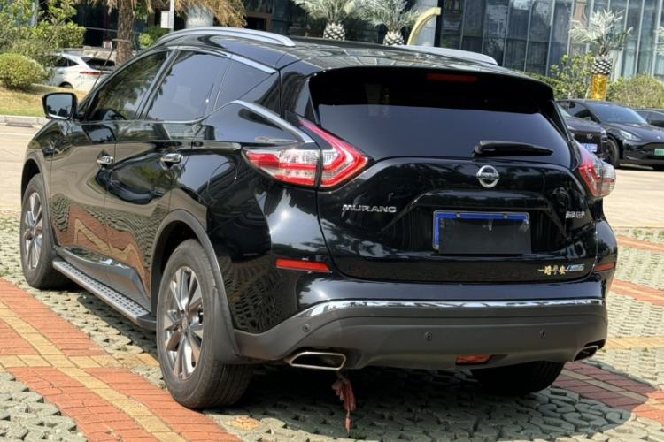 Used Nissan Murano 2021 2.5L XL Two-Wheel Drive Smart Connect Luxury Edition Exterior 5