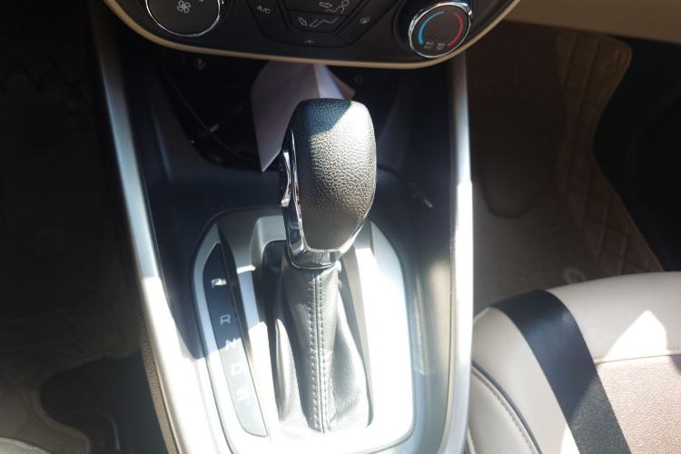 Used Ford Escort 2015 1.5L Automatic Comfort Edition
