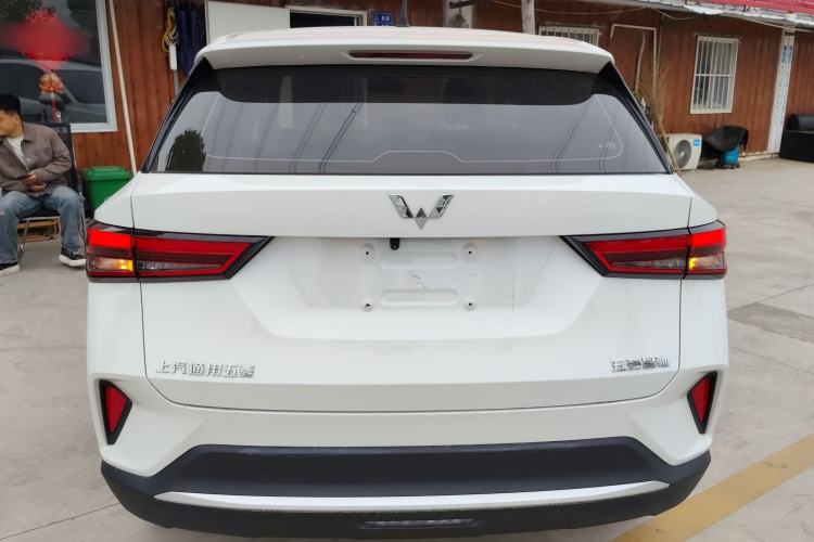 Used Wuling Alvez 2022 1.5L Manual Free-Style Model
