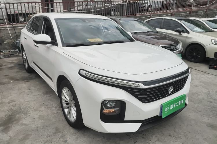 Used Baojun RC-5 2020 1.5T Manual Smart Luxury Edition Front Right 45 Deg