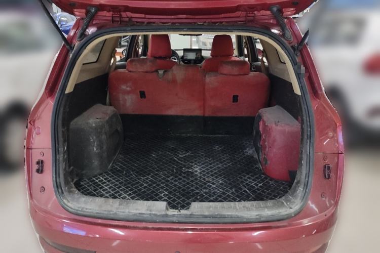 Used Baojun 310W 2017 1.5L Manual Comfort Version China VI Emission Standard