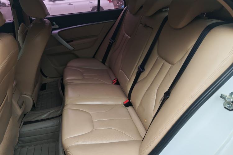 Used Geely Auto Emgrand 2016 Sedan 1.5L Manual Luxury Model