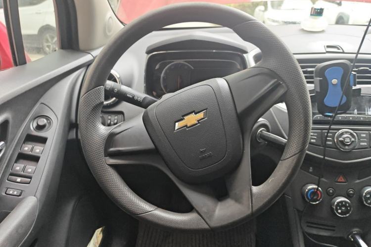 Used Chevrolet Trax 2016 1.4T Manual Two-Wheel Drive Comfort Version with Sunroof
