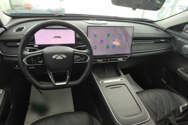 Used Chery Fengyun A8L 2025 1.5 TGDI 145 km Luxury Version
