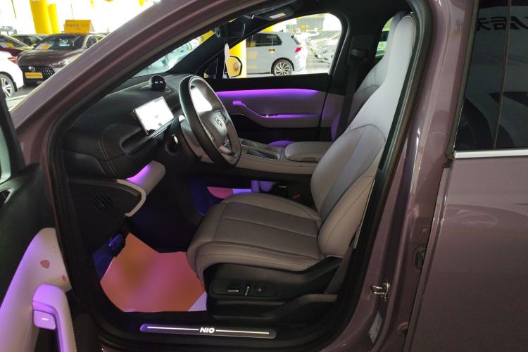 Used Nio ES6 2024 75 kWh Left Front Seat