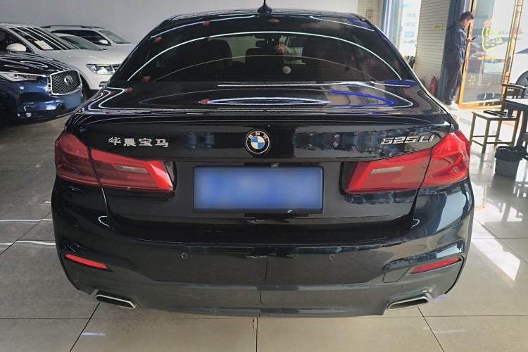 Used BMW 5 Series 2020 525Li M Sport Package