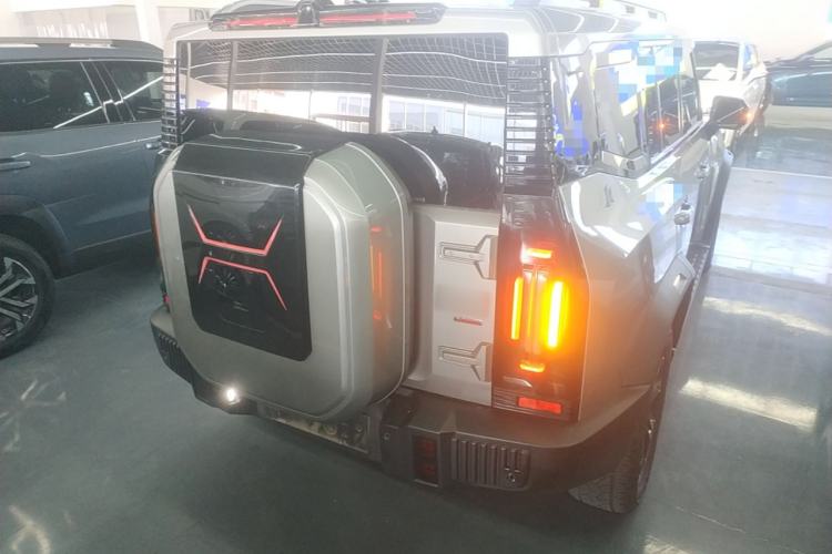 Used JETOUR Traveler 2023 2.0T All-Wheel Drive CrossPRO+