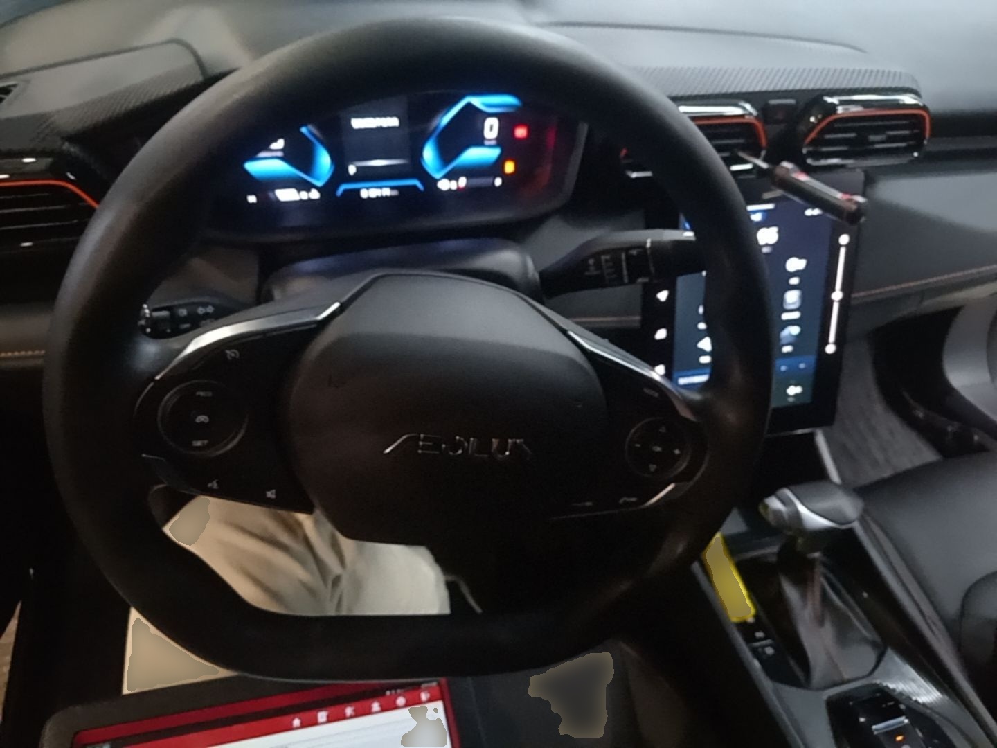Dongfeng Aeolus Yixuan 2024 1.5L Automatic JingSu Edition — снимка 13