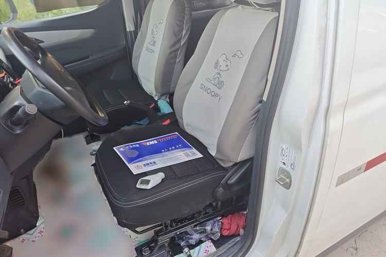 Used SAIC MAXUS EV30 2023 Pure-Electric Smart Logistics Expert with Long Wheelbase Guoxuan
