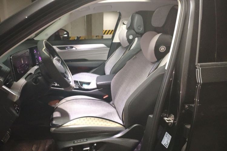 Used Volkswagen Tavendor 2023 380TSI Four-Wheel Drive R-Line Cruise Edition
