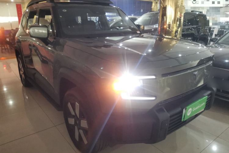 Used Deepal G318 2024 Four-Wheel-Drive Air Suspension Model