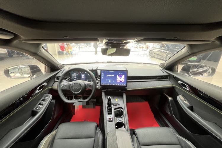 Used Lynk & Co 03 2023 1.5TD DCT JingPro Interior 2