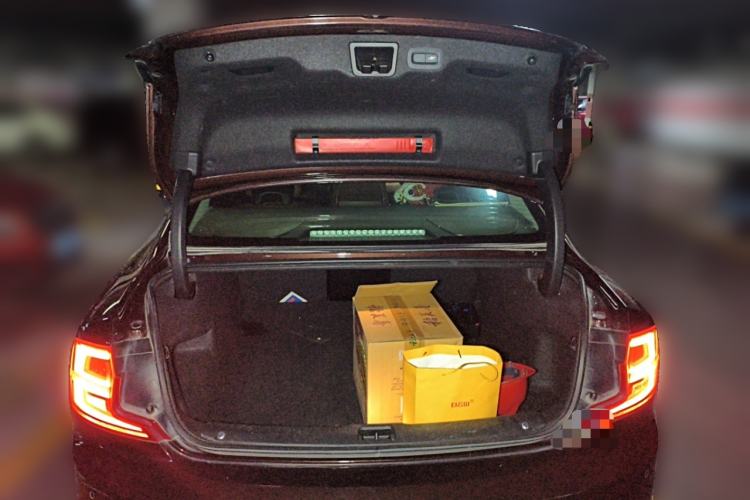 Used Volvo S90 2020 T5 Zhiyi Luxury Edition