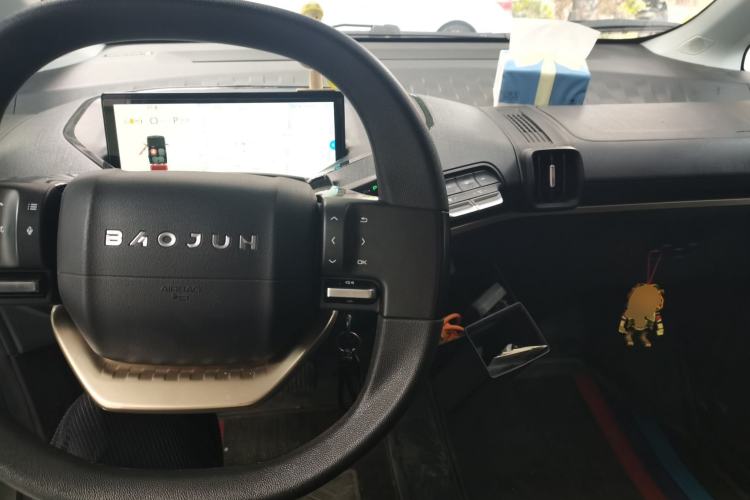 Used Baojun KiWi EV 2022 Designer Lite Edition Lithium Iron Phosphate Center Console