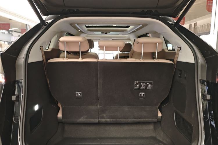 Used XPeng X9 2025 650 Long-Range Max