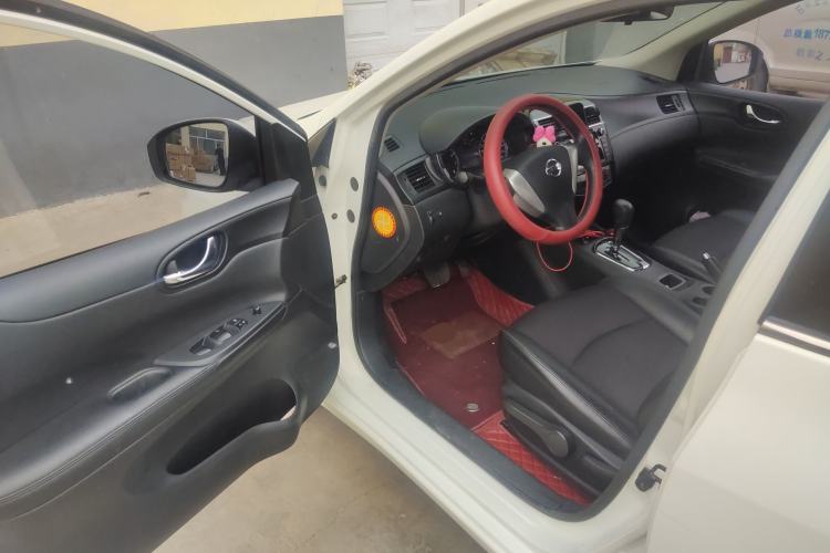 Used Nissan Tiida 2014 1.6L CVT Smart Model
