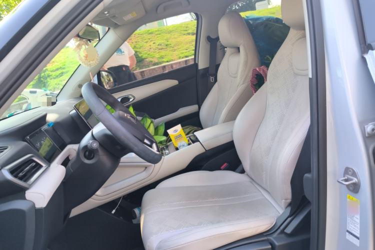 Used BYD Yuan UP 2024 401 km Active Version
