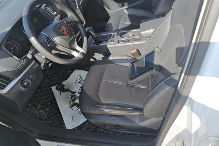 Used Roewe i6 2020 PLUS 1.6L CVT 4G Connected Glory Flagship Edition