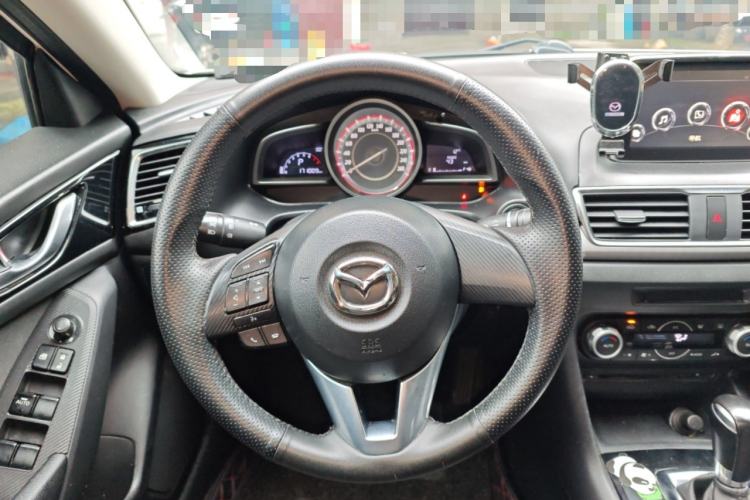 Used Mazda Mazda 3 Axela 2014 Sedan 1.5L Automatic Luxury Model