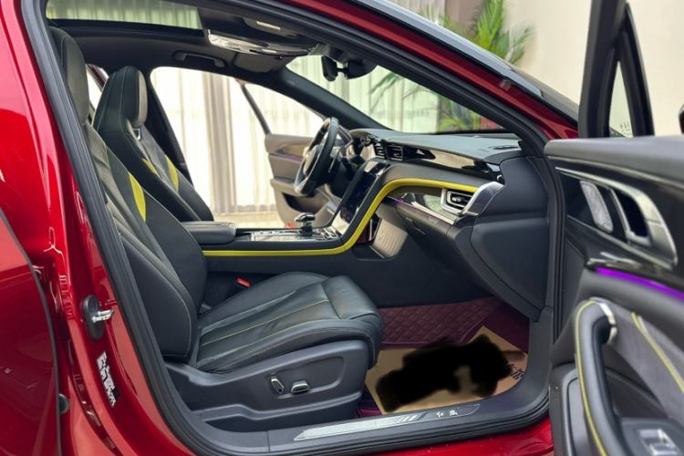 Used Hongqi H6 2023 2.0T ZhiZhen Edition
