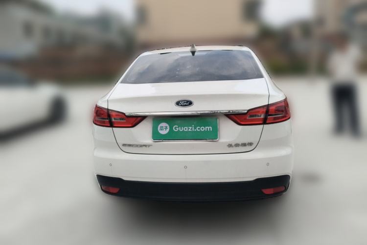 Used Ford Escort 2019 Revised Version 1.5L Manual "Quality Enjoyment" Trim (Tire Pressure Monitoring) China VI Standard Rear