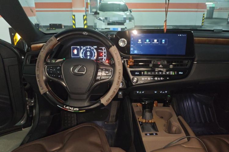 Used Lexus ES 2022 200 Luxury Edition Steering Wheel