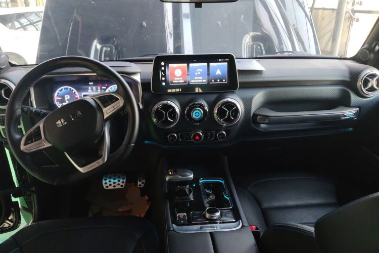 Used BAIC Off-Road BJ40 2023 2.0T Automatic Four-Wheel Drive Urban Hunter Edition Chivalrous Type
