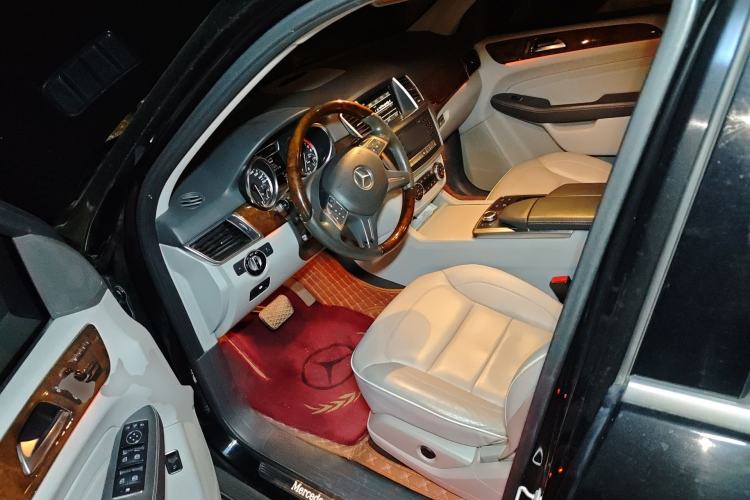 Used Mercedes-Benz M-Class 2012 ML 350 Luxury Edition
