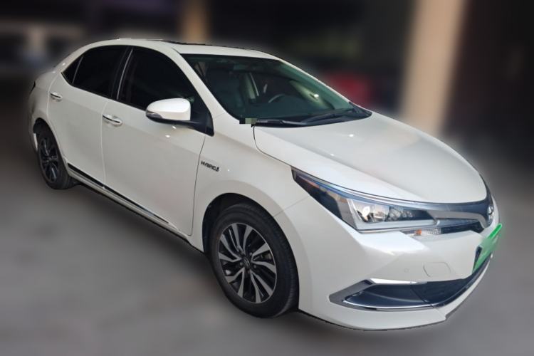 Used Toyota Corolla 2018 Dual-Engine 1.8L E-CVT Smart Edition Front Right 45 Deg