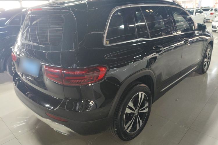 Used Mercedes-Benz GLB 2024 GLB 200 Dynamic Edition Rear Right 45 Deg