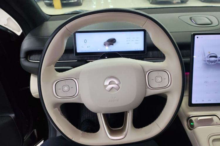 Used Nio ES6 2023 75 kWh
