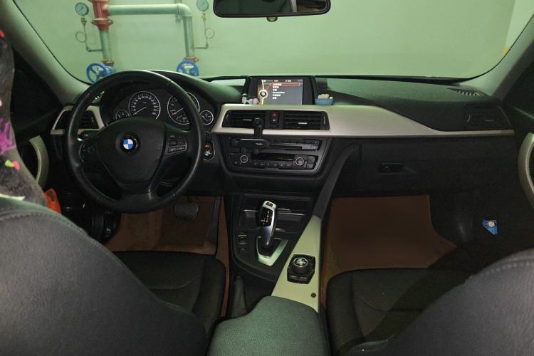 Used BMW 3 Series 2014 320Li Fashion Model
