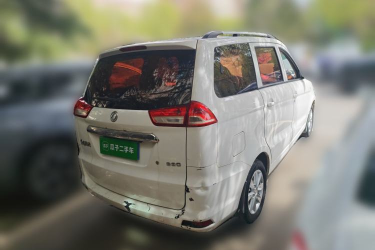 Used Dongfeng Fengon 330 2019 1.5L 330S Manual Comfort Version China VI Standard Rear Right 45 Deg