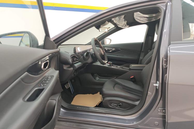 Used GAC Trumpchi EMPOW 2023 270T DCT J15 Version