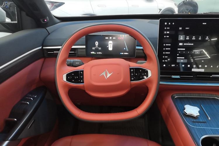 Used Dongfeng eπ eπ008 2024 636Max All-Electric Version 6 Seats
