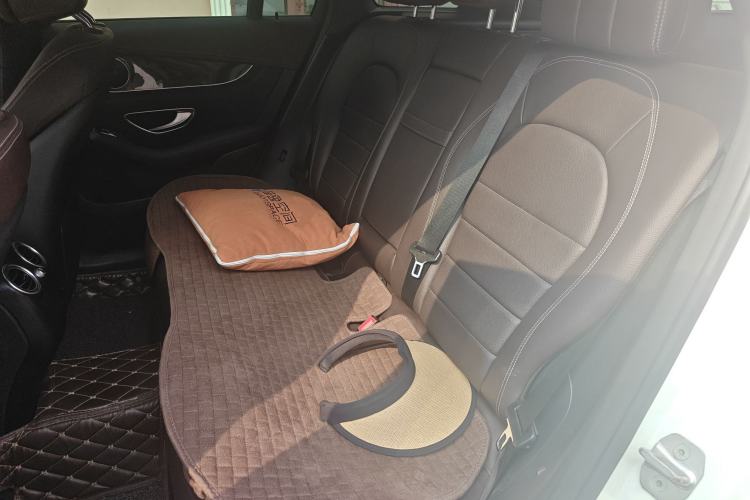 Used Mercedes-Benz GLC 2017 GLC 260 4MATIC Luxury Model
