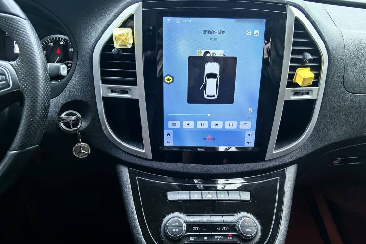 Used Mercedes-Benz Vito 2016 2.0T Business Edition Interior 3