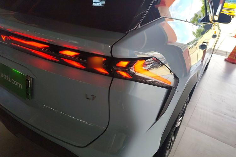 Used Geely Galaxy L7 2023 1.5T 115 km MAX