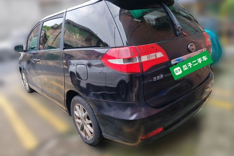 Used BYD M6 2013 2.4L Manual Luxury Model