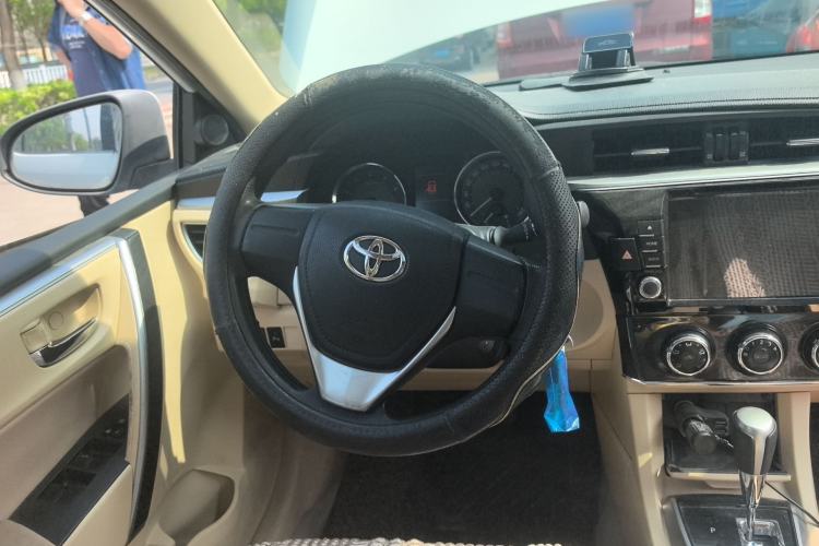 Used Toyota Corolla 2014 1.6L CVT GL-i