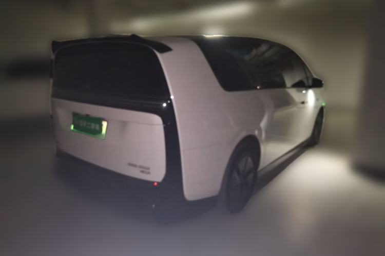 Used Li Auto MEGA 2025 Home Family Special Edition