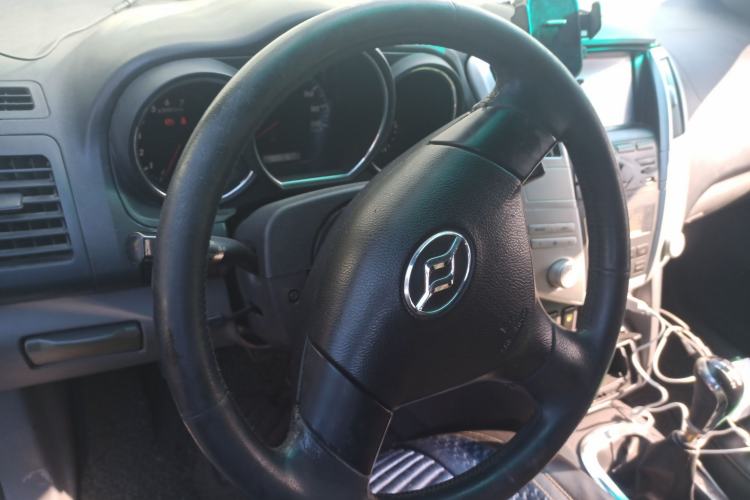 Used Huanghai Qisheng V3 2011 2.0L Ultra-Luxury Version