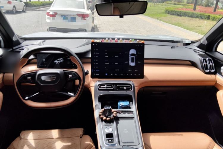 Used Geely Auto FX11 2025 4th Generation 1.5TD DCT - Shanhe Center Console