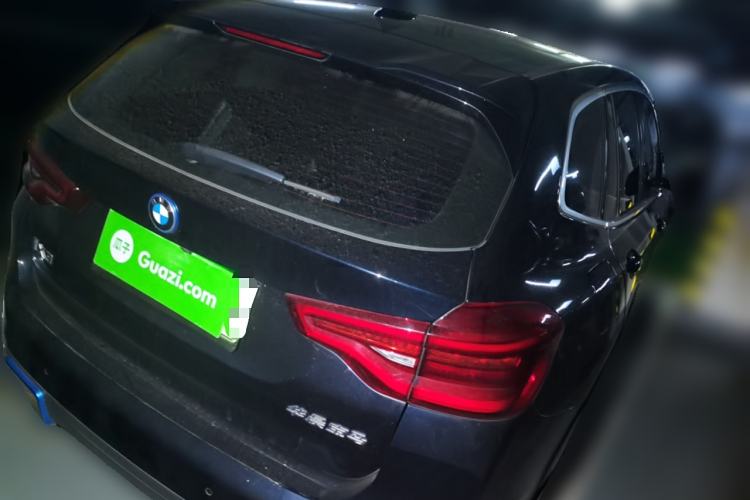Used BMW iX3 2021 Updated Leading Edition
